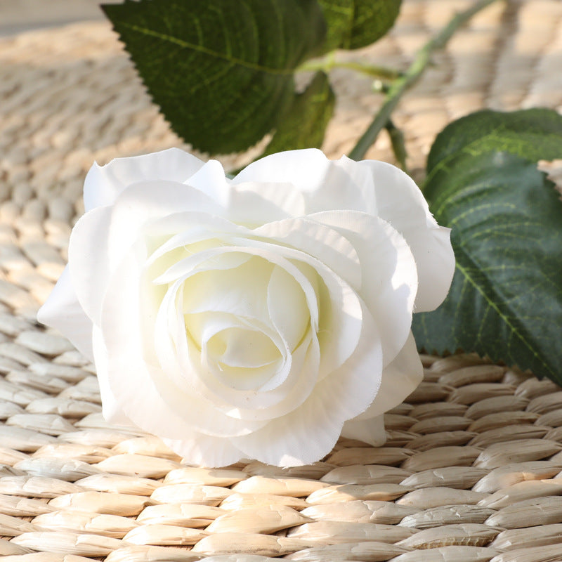 Artificial Rose For Living Room Indoor Decoration And Wedding