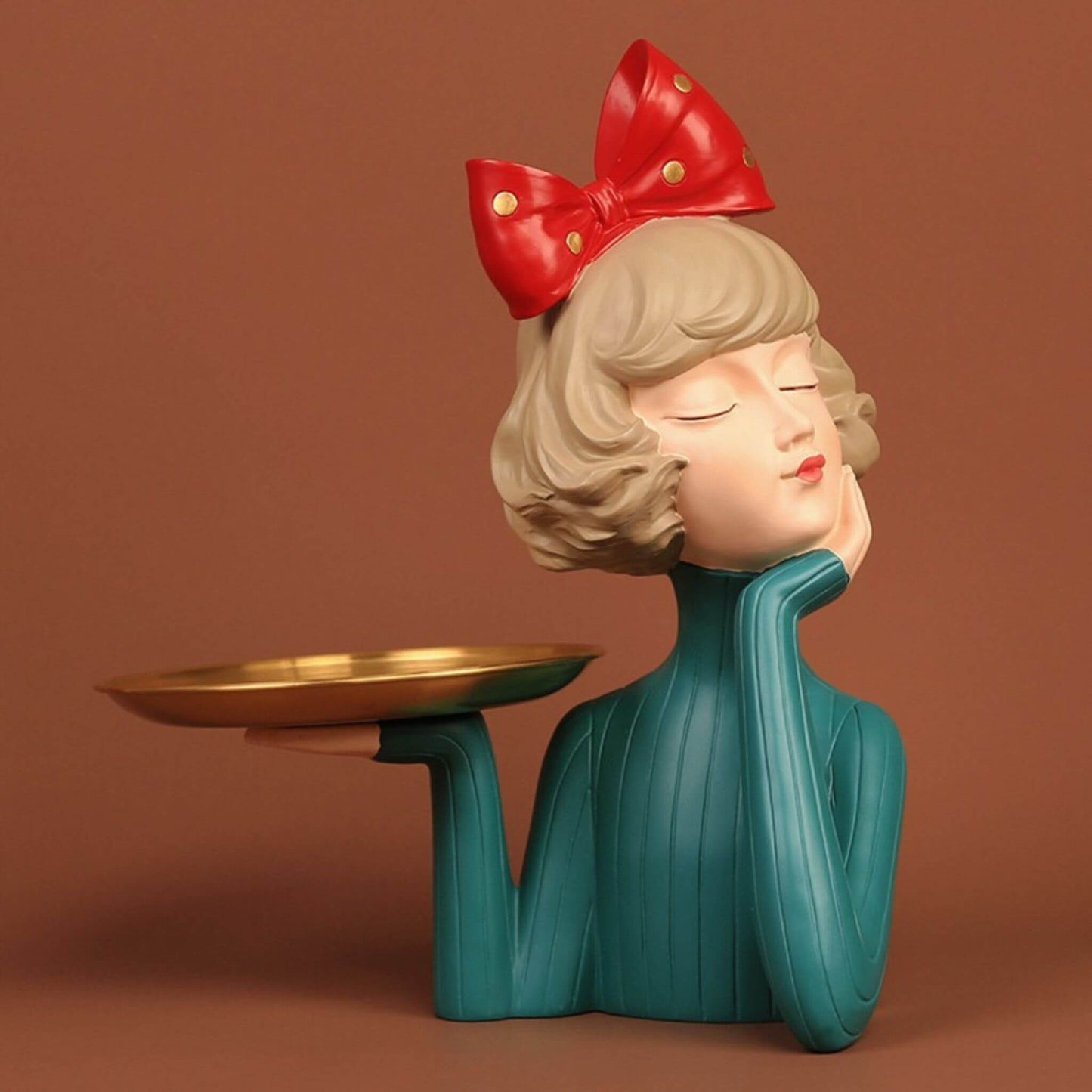 Wonderful Lassie Modern Craft Ornament And Vase