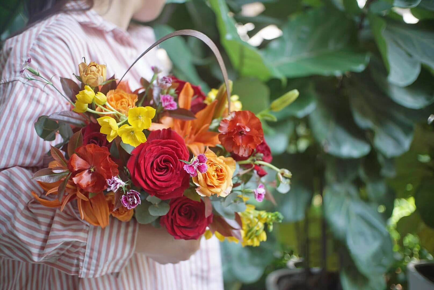 Double Side Handheld Kraft Paper Flower Gift Basket