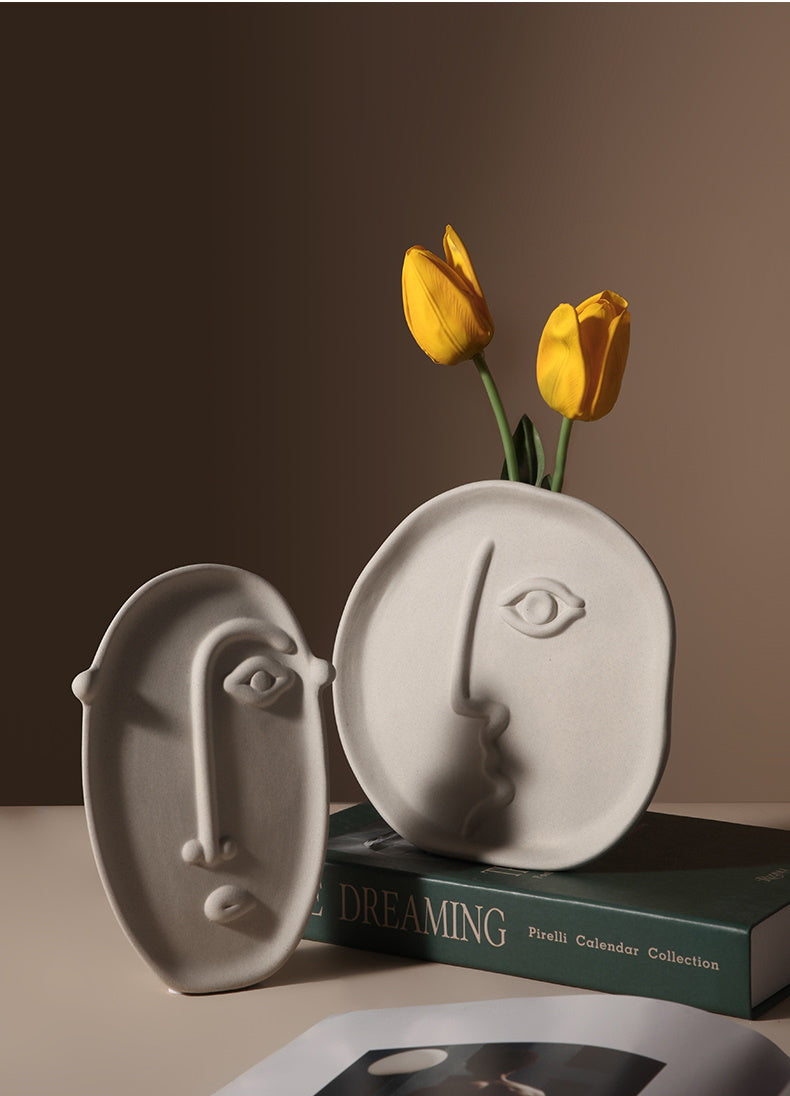 Ceramic Face Vase with a Nordic Minimalism Creative Face