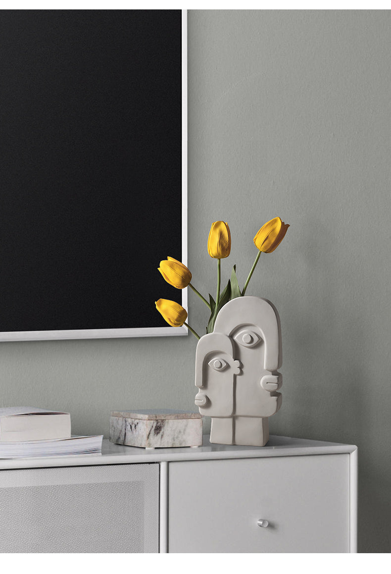 Ceramic Face Vase with a Nordic Minimalism Creative Face