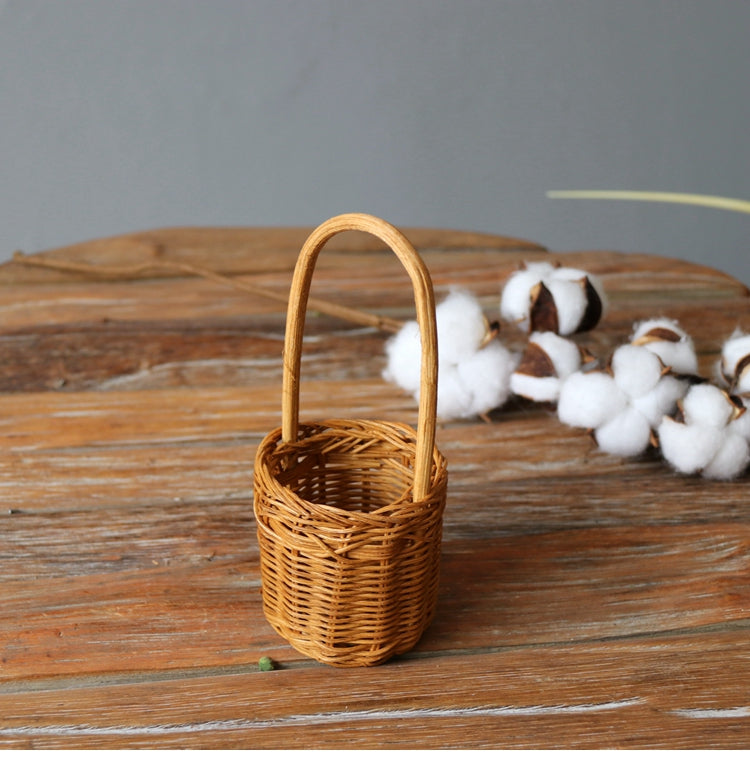 Rattan Handheld Flower Basket For Flower Arrangement