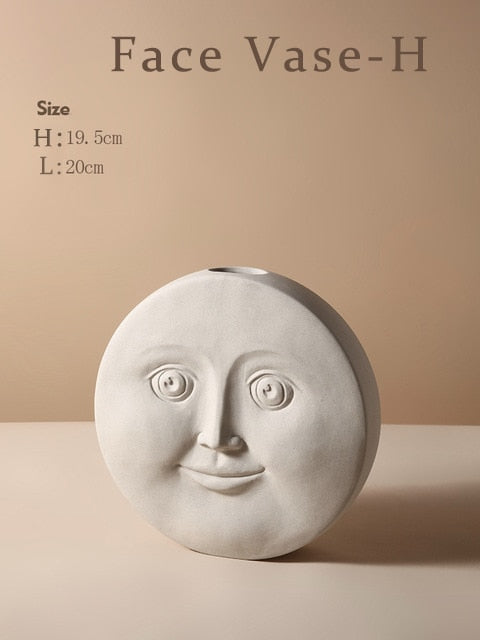 Ceramic Face Vase with a Nordic Minimalism Creative Face