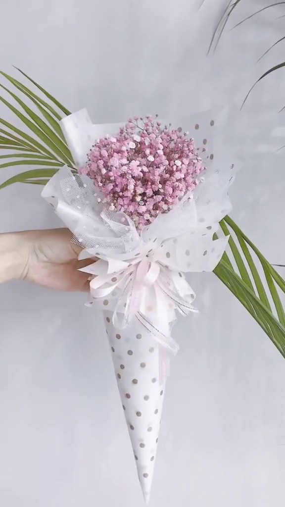 Baby's-breath Flower Arrangement That Looks Like an Ice Cream