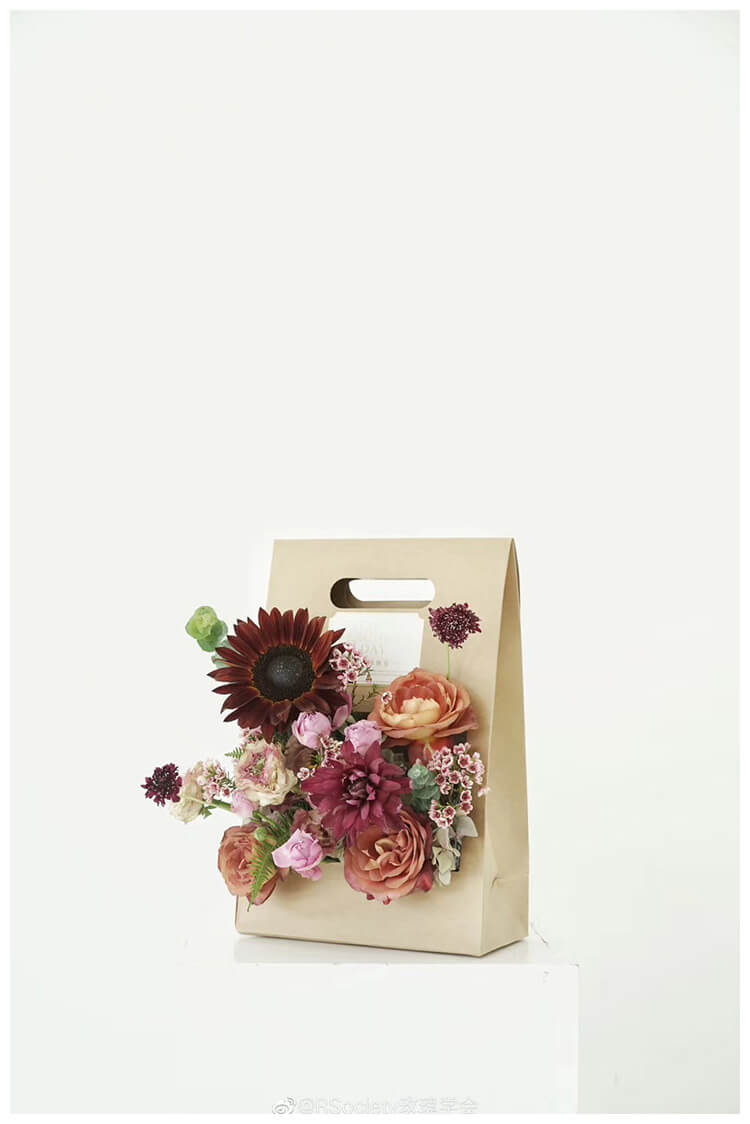 Bespoke Resin Flower Preservation handbag | Sals Forever Flowers