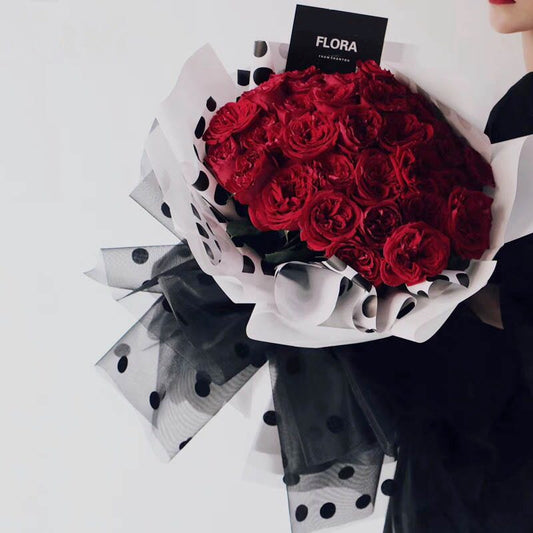 Moon-shaped Floral Foam For DIY Moon Shaped Flower Bouquet