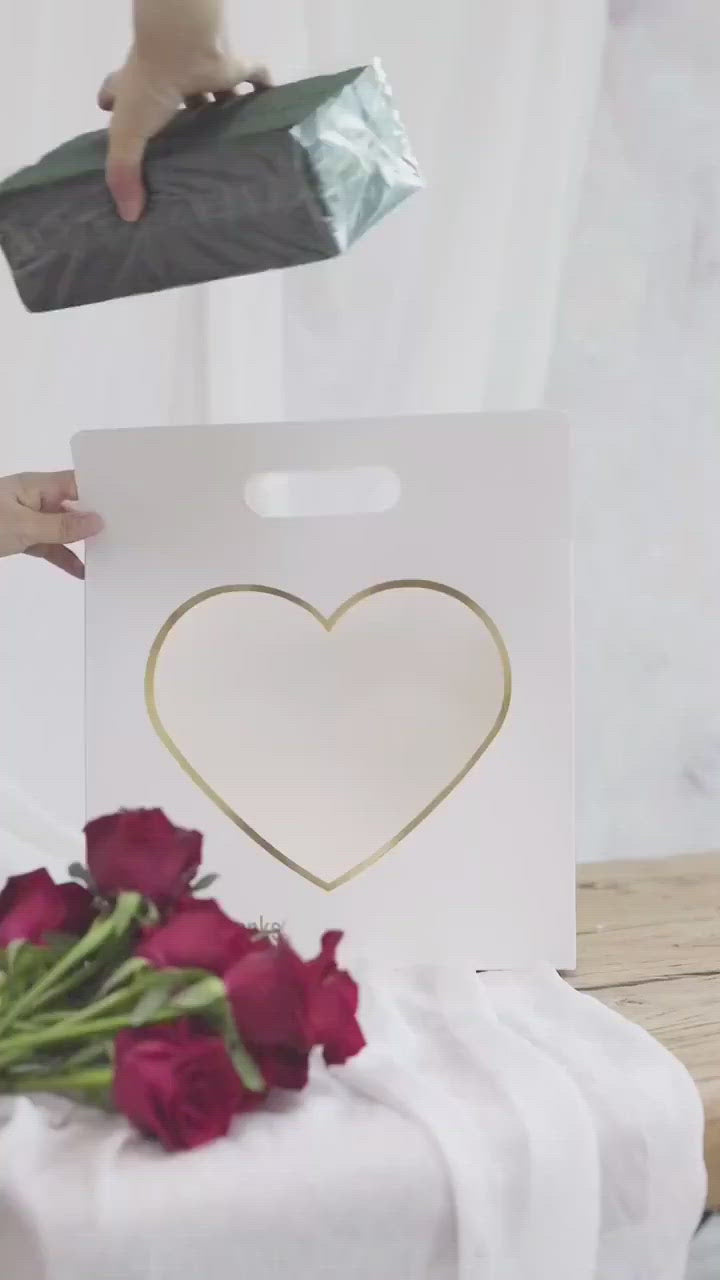 Heart shaped Open Window Flower Gift Bag –